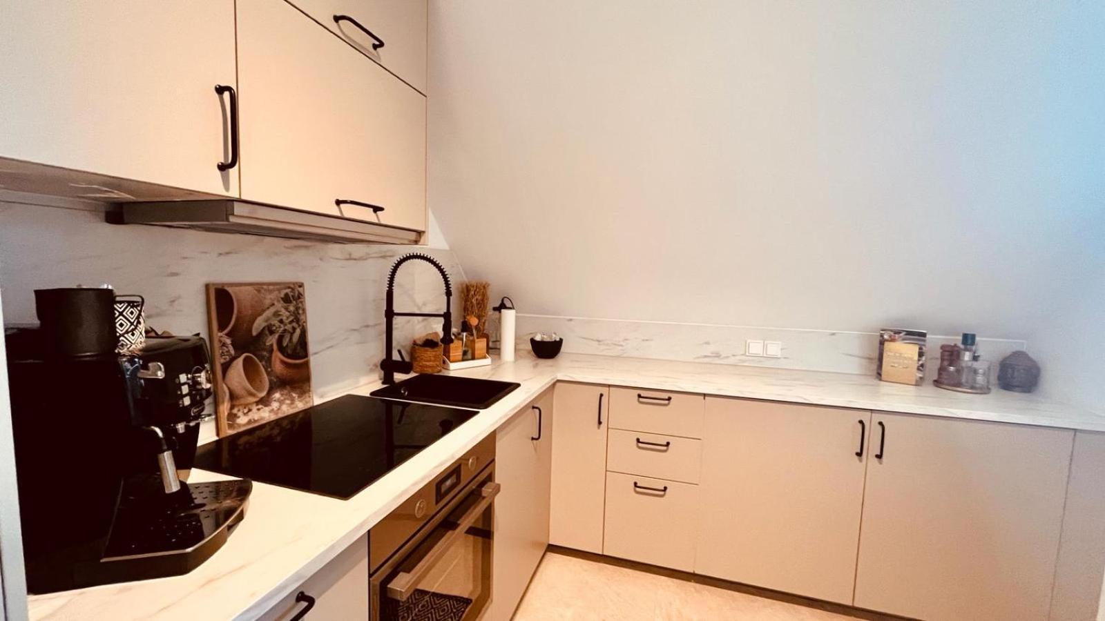 Apartment Am Schloss - Air Saarbrucken Bagian luar foto