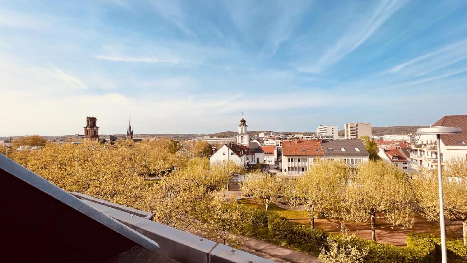 Apartment Am Schloss - Air Saarbrucken Bagian luar foto